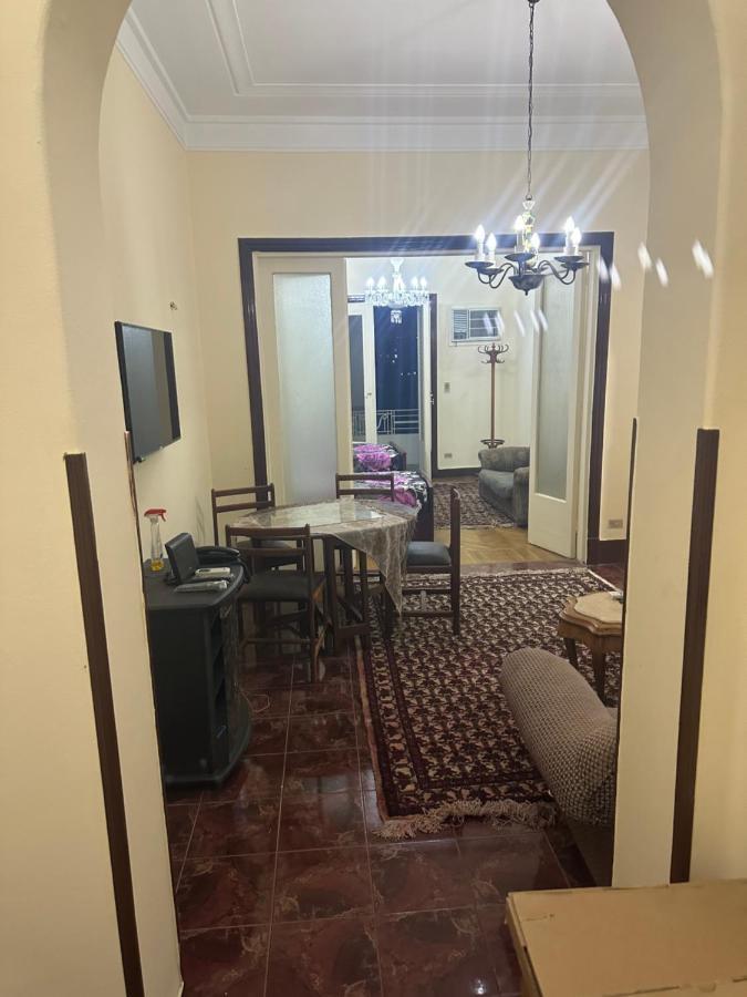 Beautiful Apartment In The Heart Of Kairo Exteriör bild
