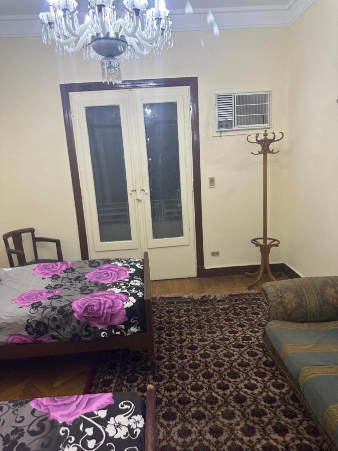 Beautiful Apartment In The Heart Of Kairo Exteriör bild
