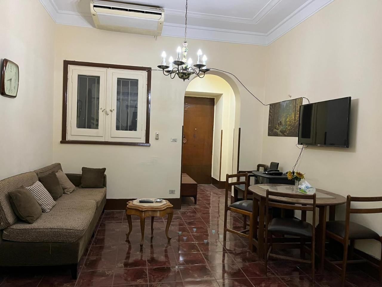 Beautiful Apartment In The Heart Of Kairo Exteriör bild